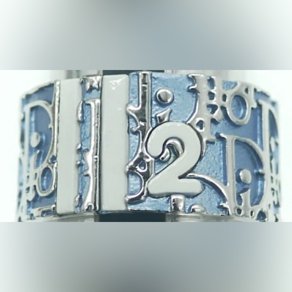 Christian Dior Trotter Logo Ring - Picture 8 of 8
